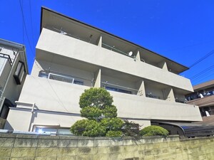 ｺｰﾎﾟ嶋脇外観写真