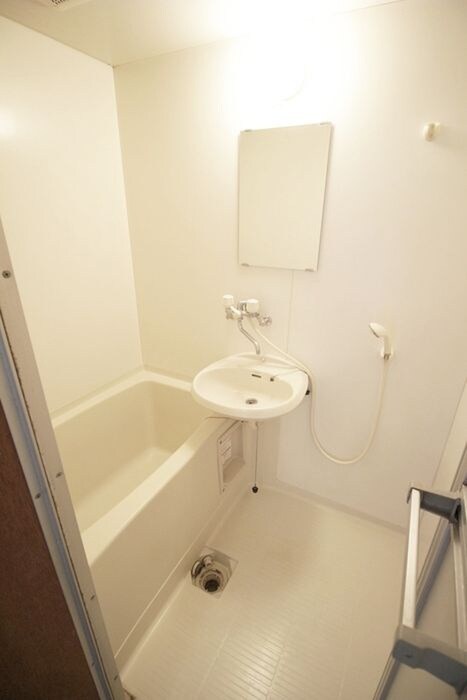 物件内観写真12　(バス／シャワールーム等)