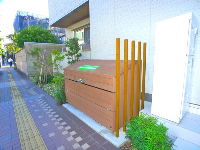 物件外観写真4　(建物設備)