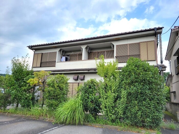 ウェルスィ－中山Ｂ棟の物件外観写真