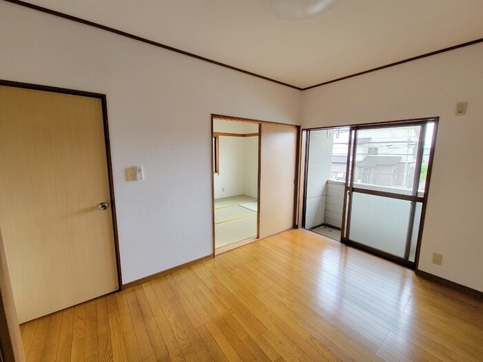 物件内観写真7　(居室)