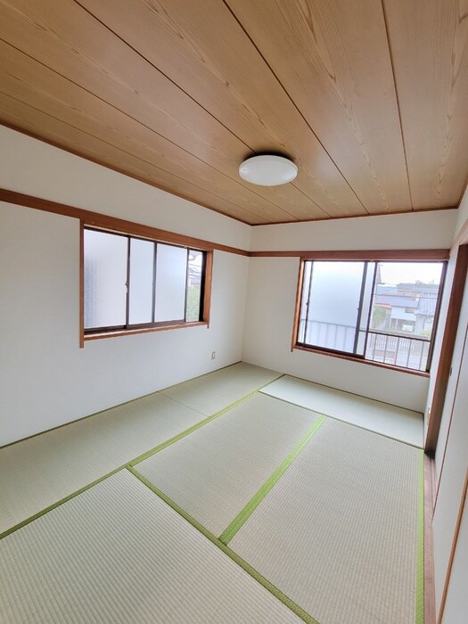 物件内観写真8　(居室)