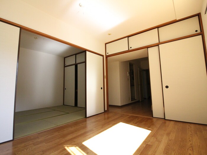 物件内観写真18　(居室)