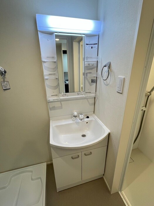 物件内観写真11　(洗面)