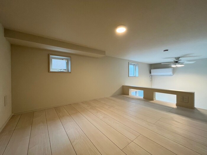 物件内観写真18　(ロフト)