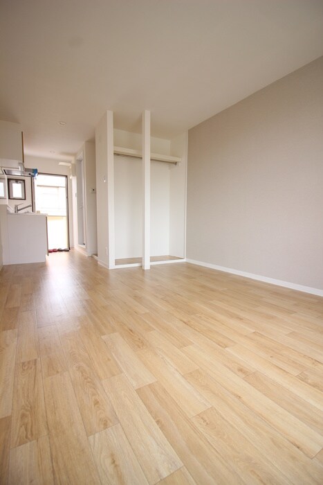 物件内観写真8　(居室)