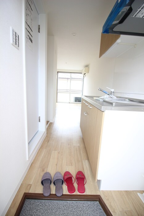 物件内観写真18　(廊下)