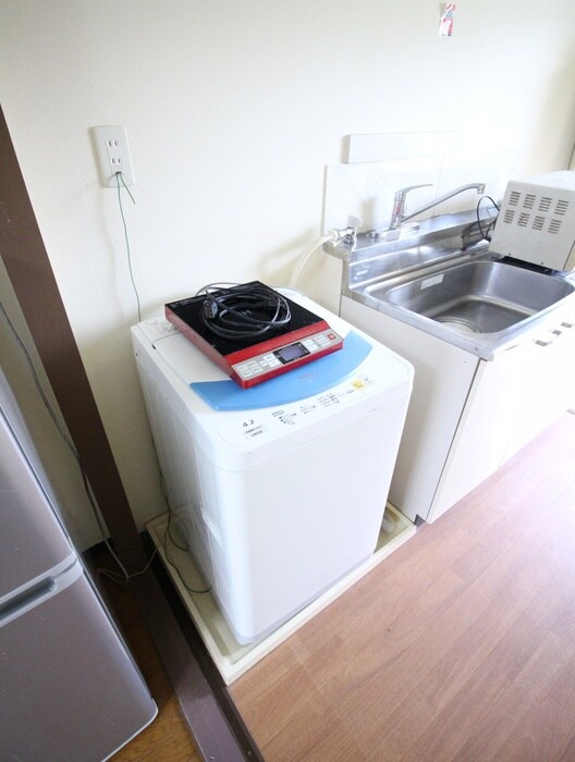 物件内観写真9　(洗濯機置場)