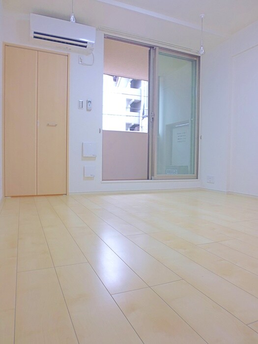 物件内観写真5　(居室)