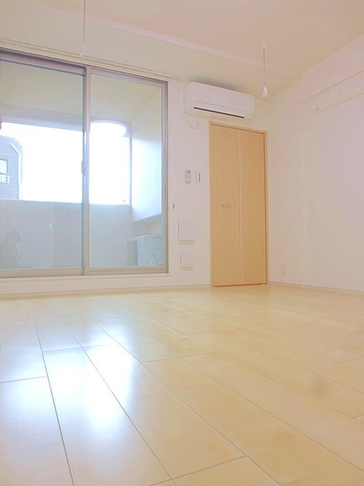 物件内観写真5　(居室)