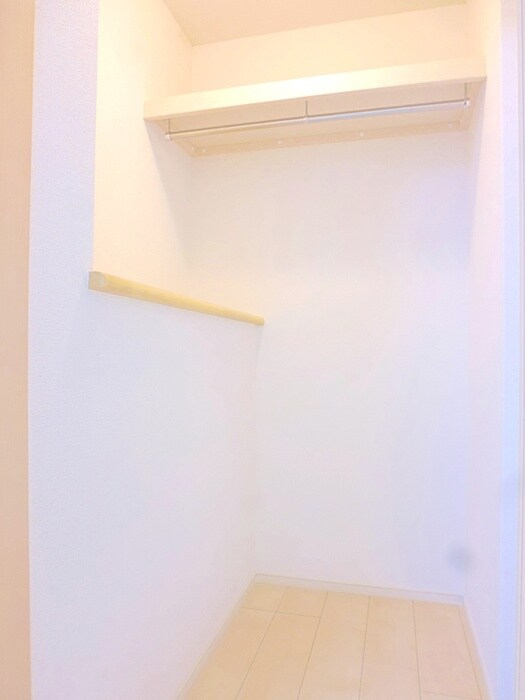 物件内観写真7　(収納)