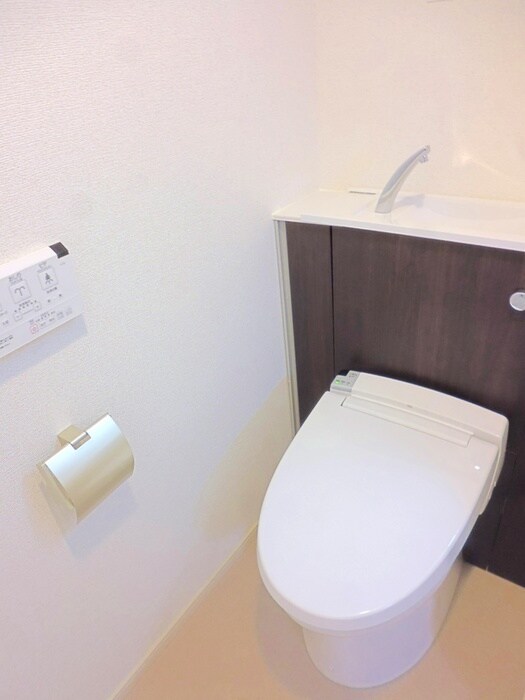 物件内観写真11　(トイレ)