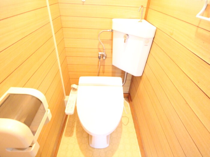 物件内観写真9　(トイレ)