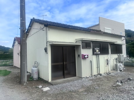 小島貸家2外観写真
