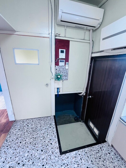 物件内観写真13　(洗濯機置場)