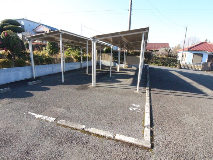 物件外観写真2　(駐輪場)