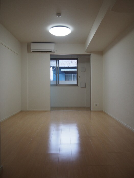 物件内観写真5　(居室)