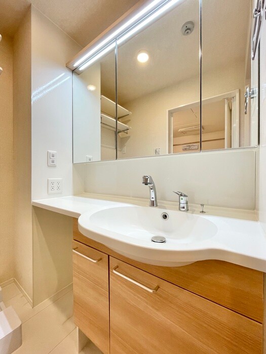 物件内観写真10　(洗面)