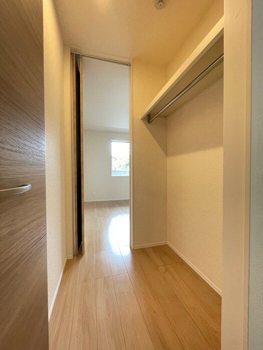 物件内観写真13　(収納)