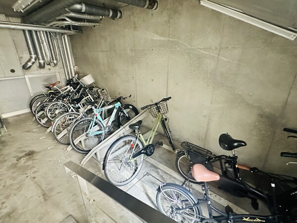 駐輪場