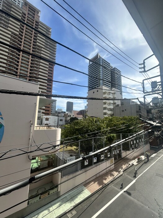 物件内観写真21　(室内からの展望)