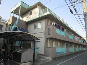 コ－ポ渡辺外観写真