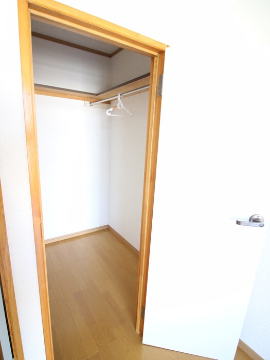 物件内観写真16　(収納)