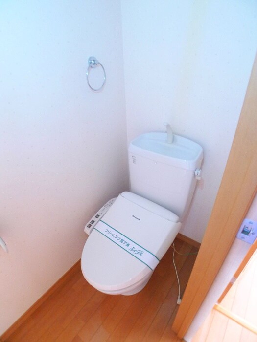 物件内観写真11　(トイレ)