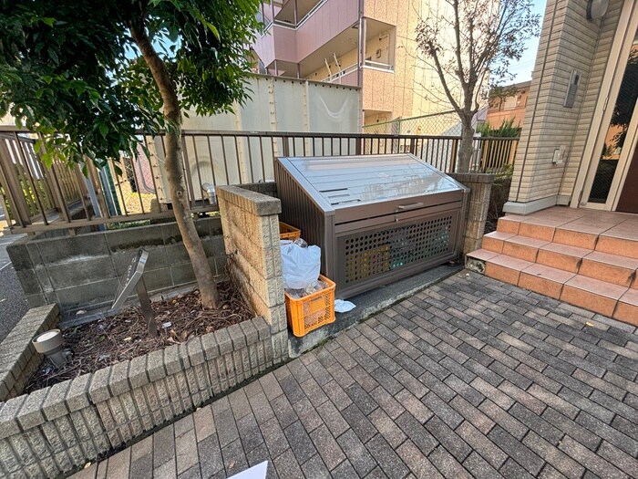 物件外観写真4　(建物設備)