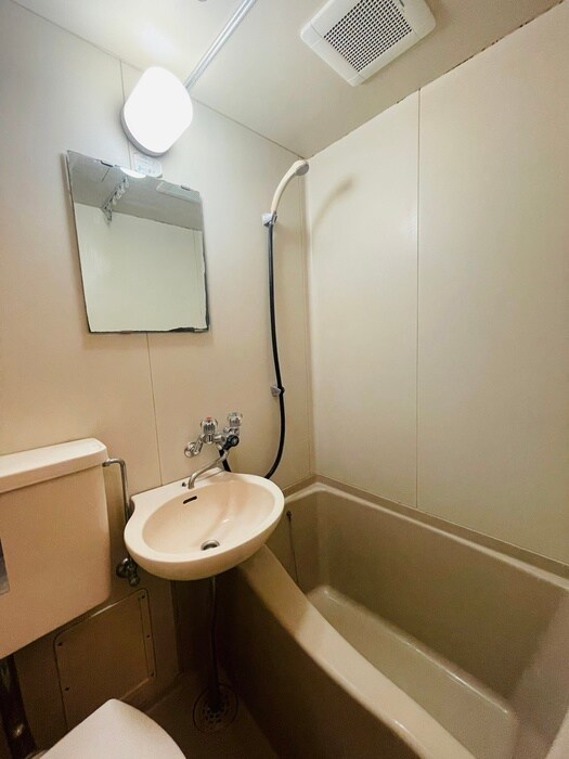 物件内観写真10　(バス／シャワールーム等)