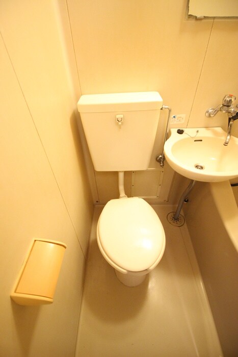 物件内観写真11　(トイレ)