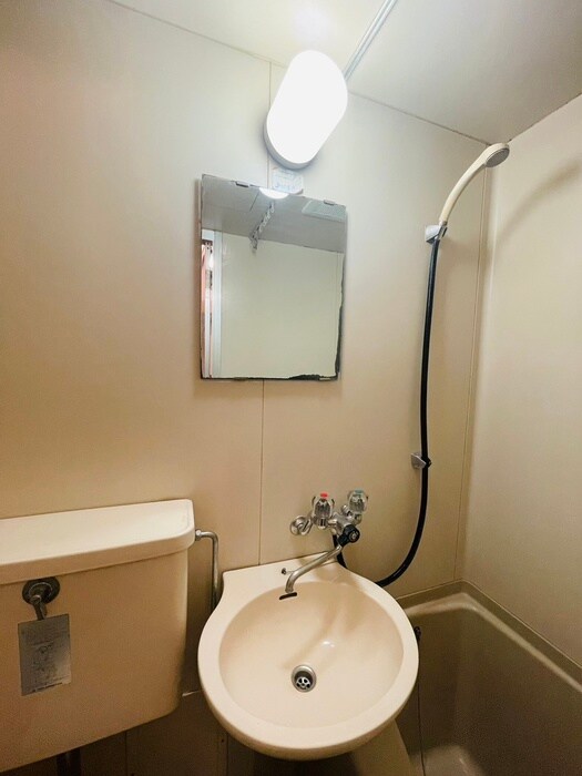 物件内観写真11　(洗面)