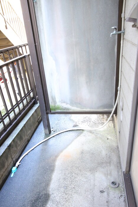 物件内観写真13　(洗濯機置場)