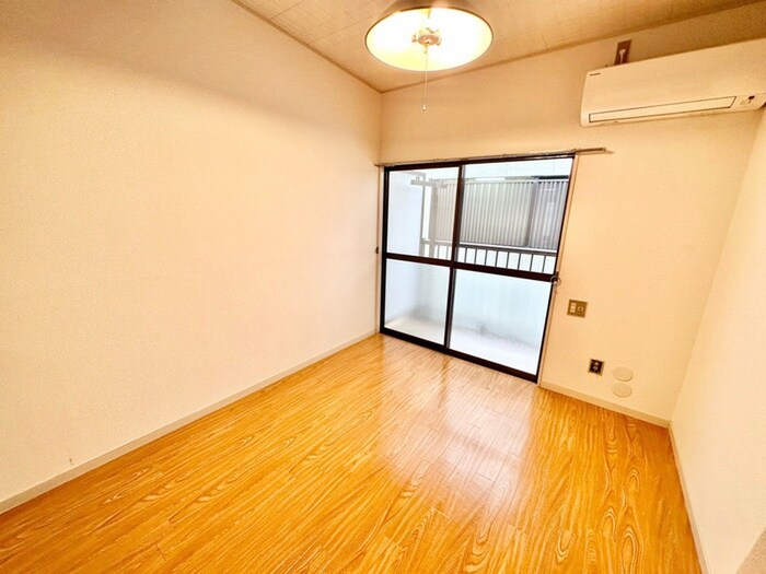 物件内観写真16　(居室)