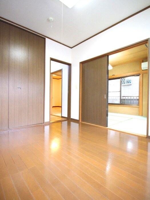 物件内観写真10　(居室)