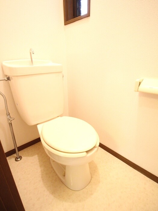 物件内観写真17　(トイレ)