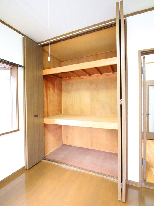 物件内観写真18　(収納)