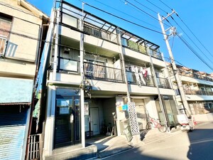 山英マンション外観写真