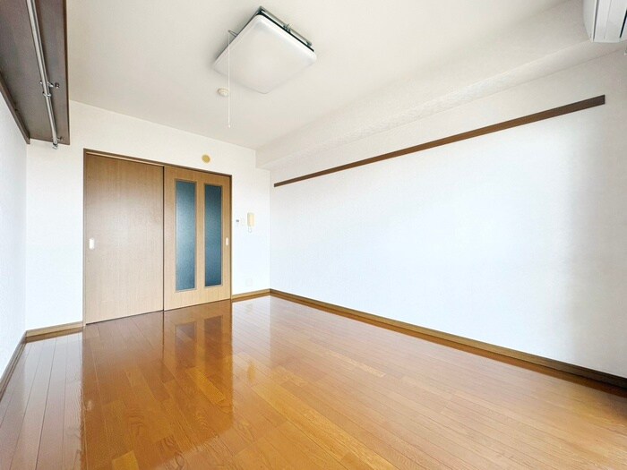 物件内観写真11　(居室)