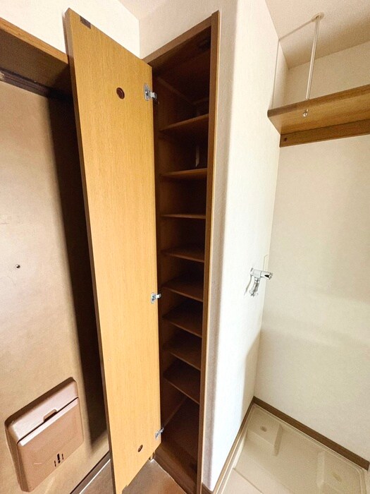 物件内観写真14　(靴箱)