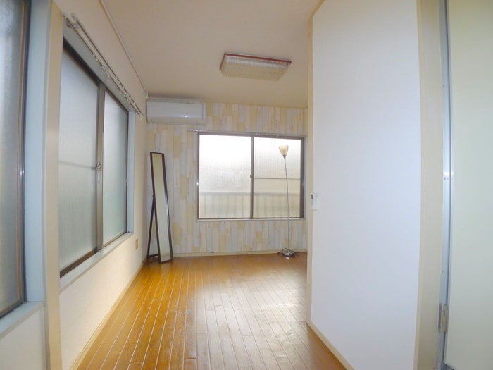 物件内観写真11　(居室)