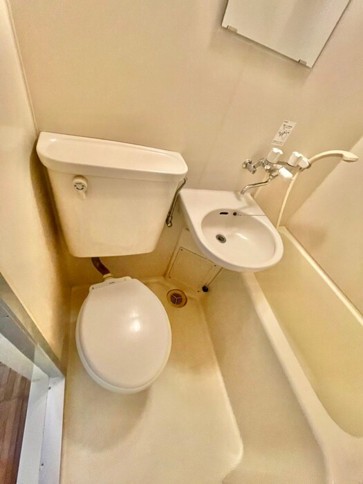 物件内観写真12　(トイレ)