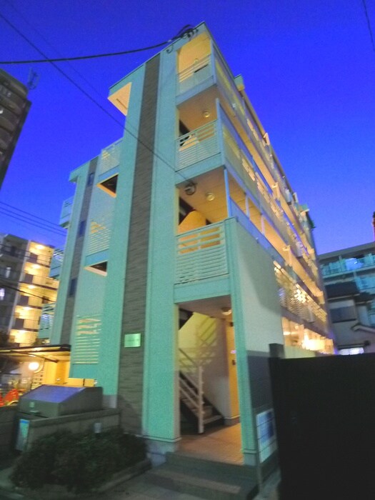 物件外観写真6　(エントランス部分)