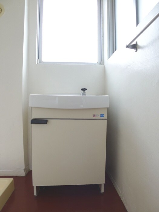 物件内観写真10　(洗面)