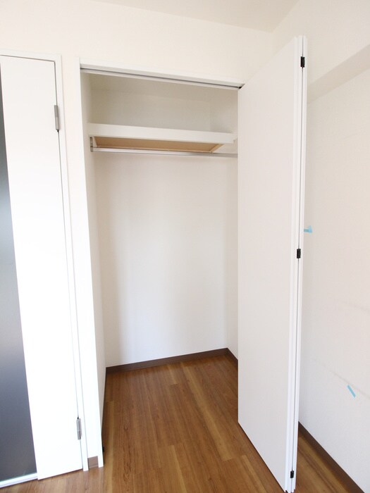 物件内観写真13　(収納)