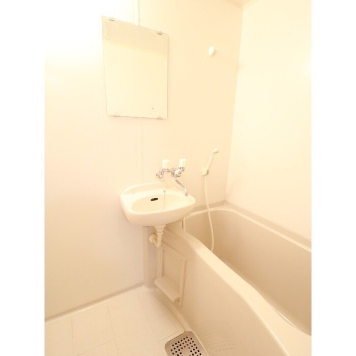 物件内観写真8　(バス／シャワールーム等)