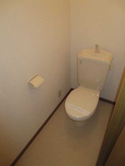 物件内観写真9　(トイレ)