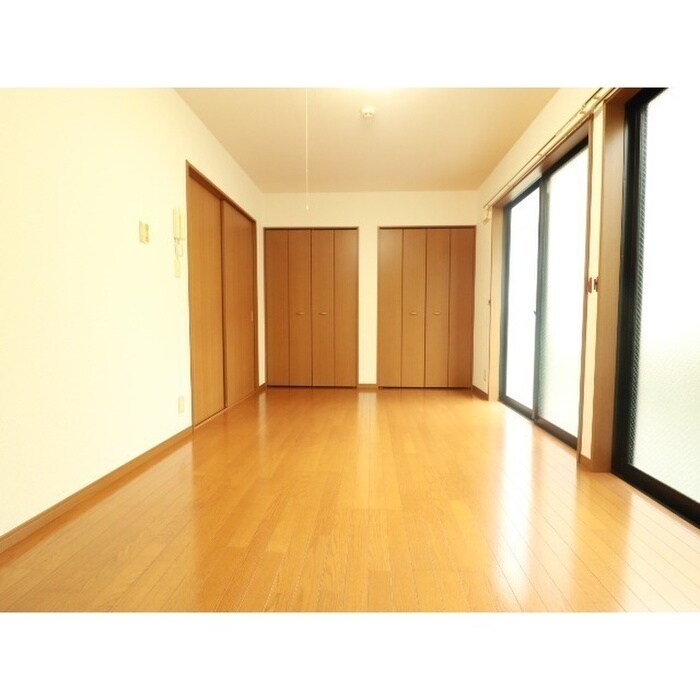 物件内観写真11　(居室)