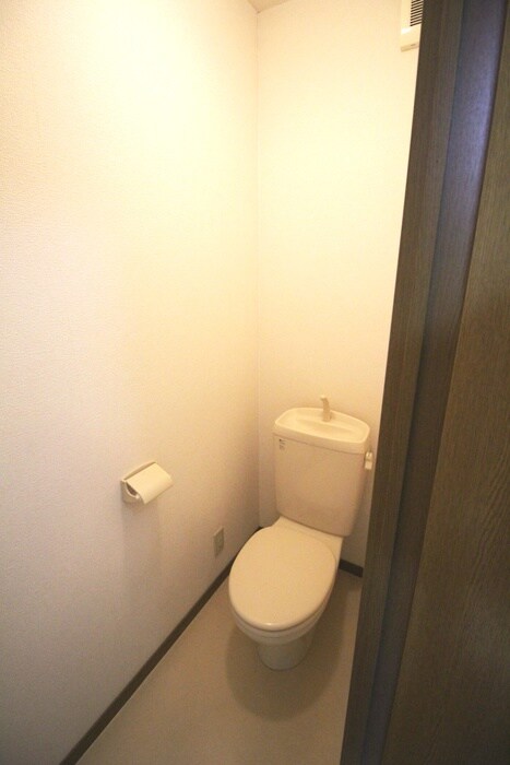 物件内観写真14　(トイレ)