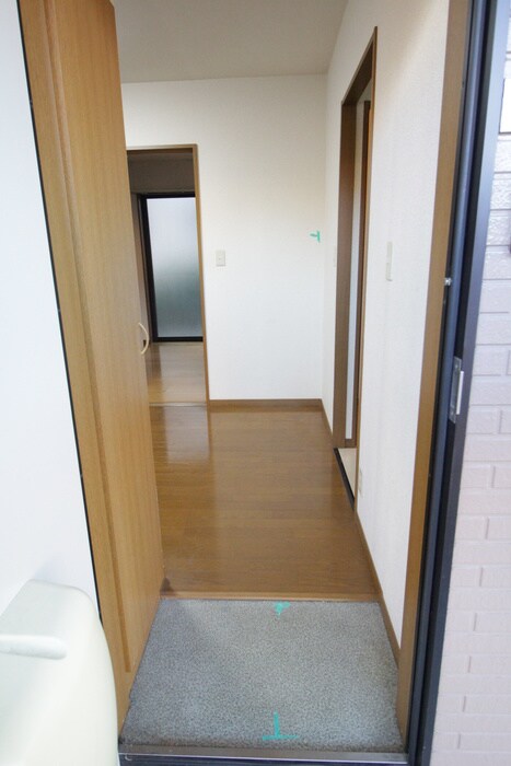 物件内観写真20　(玄関)